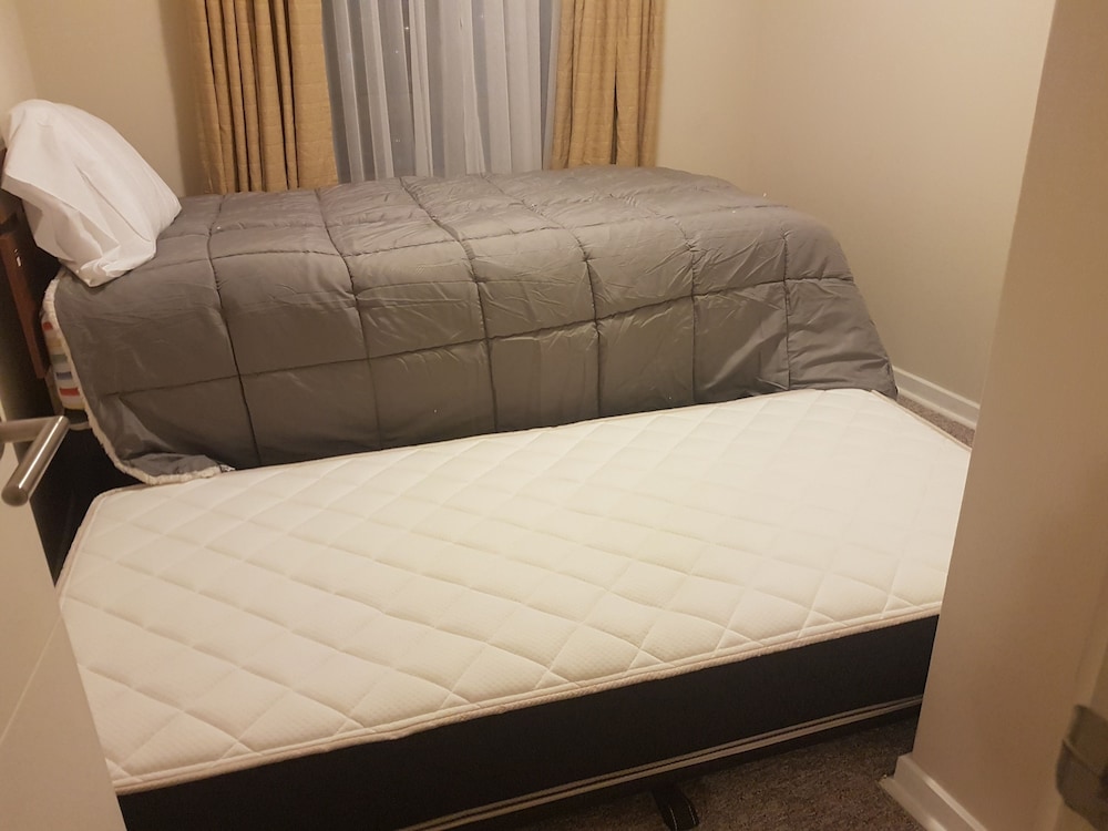 Standard Apartment, 3 Bedrooms, 2 Bathrooms, River View (1210) photo 1