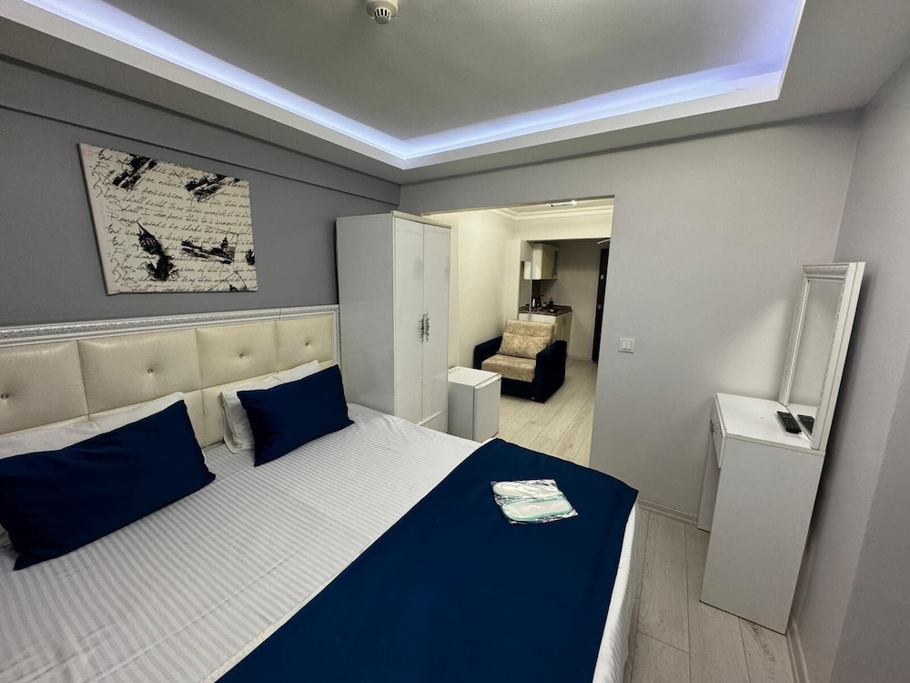 Family Studio Suite photo 1