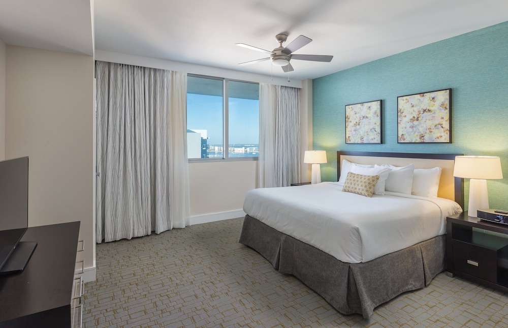 Presidential Condo, 2 Bedrooms, Kitchen photo 2