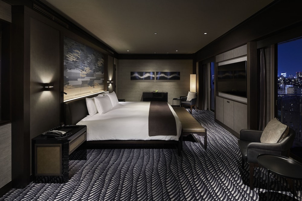 Executive Club Suite King Room with Lounge Access, Non-Smoking photo 2