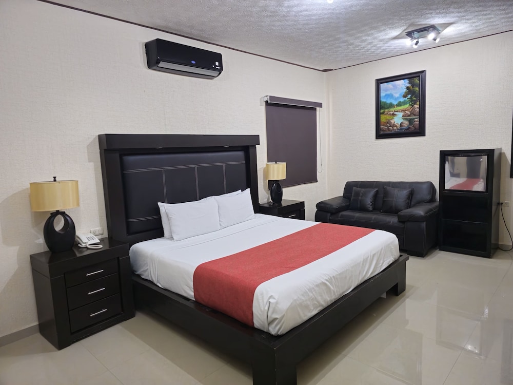 Junior Room, Accessible, Non Smoking photo 1