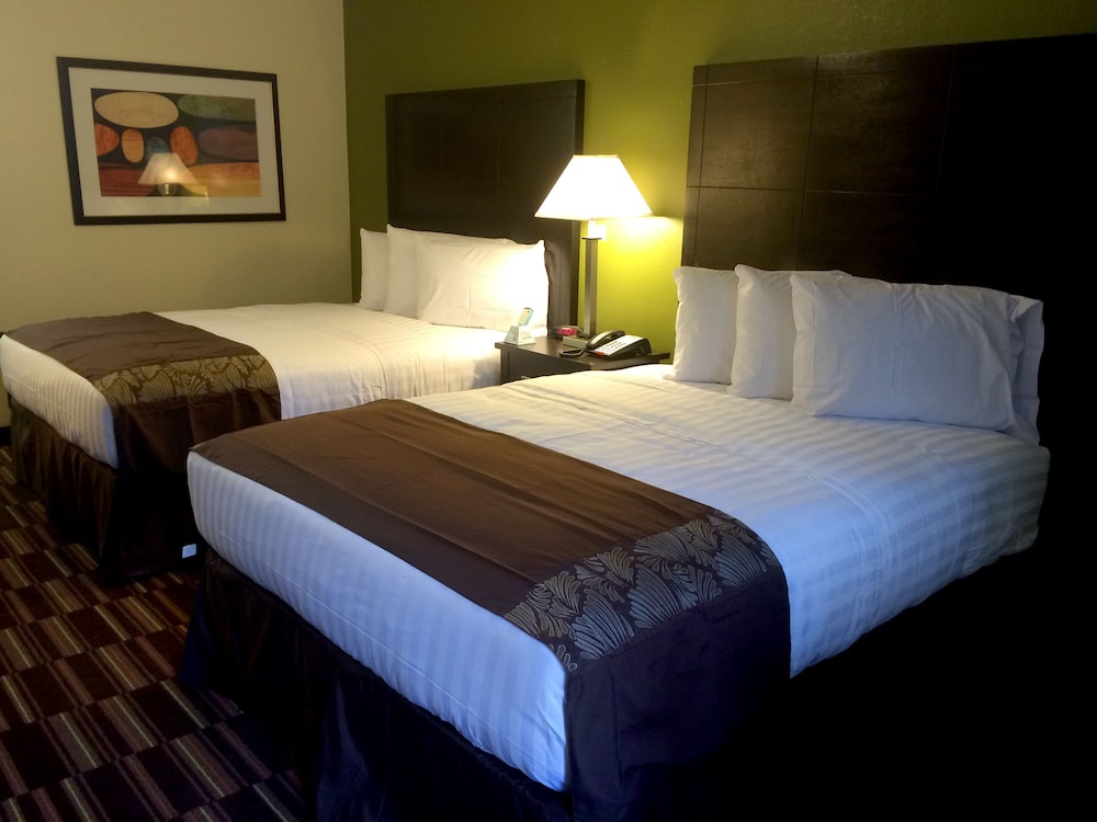 Room, 2 Queen Beds, Accessible Benched Tub, Non Smoking - Photo 1