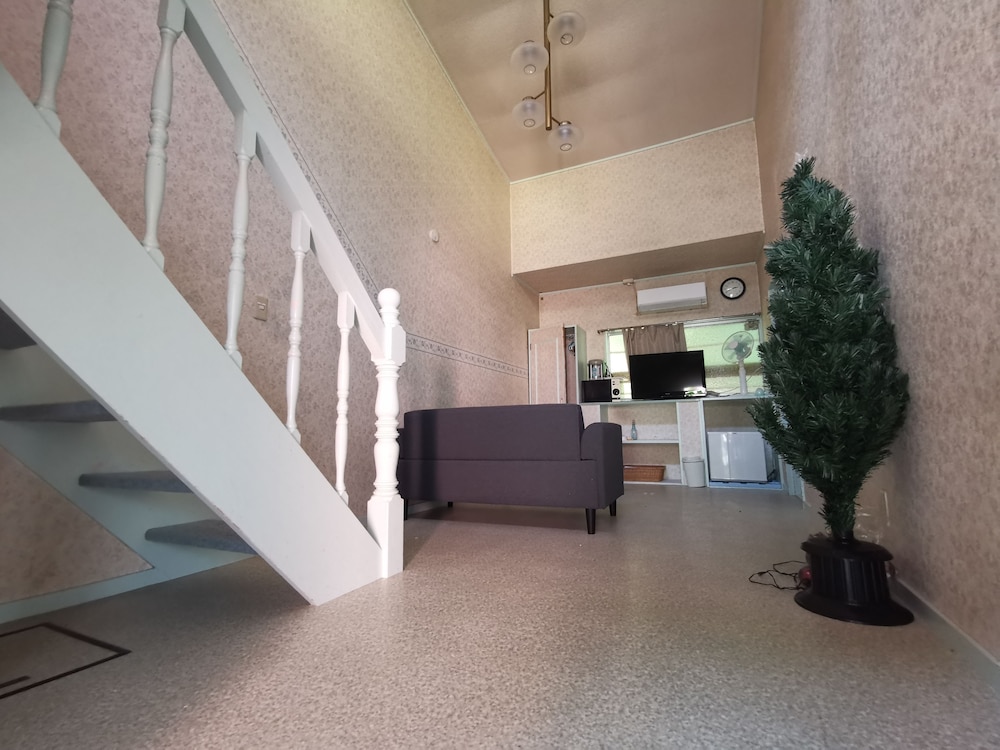 Private Vacation Home (No. 2) With Parking photo 1