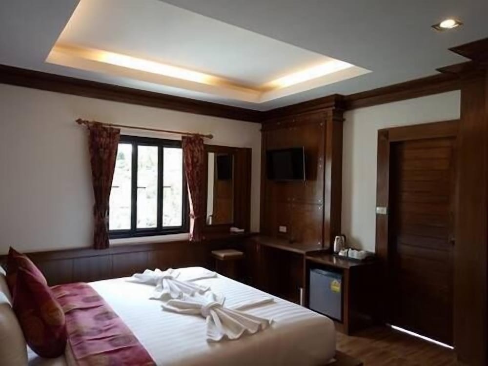 Superior Room with Balcony photo 2