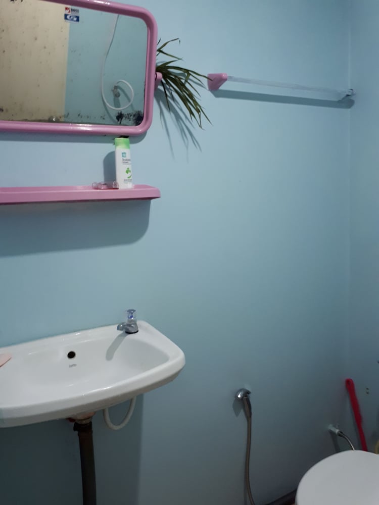 Standard Room with Shared Bathroom photo 3