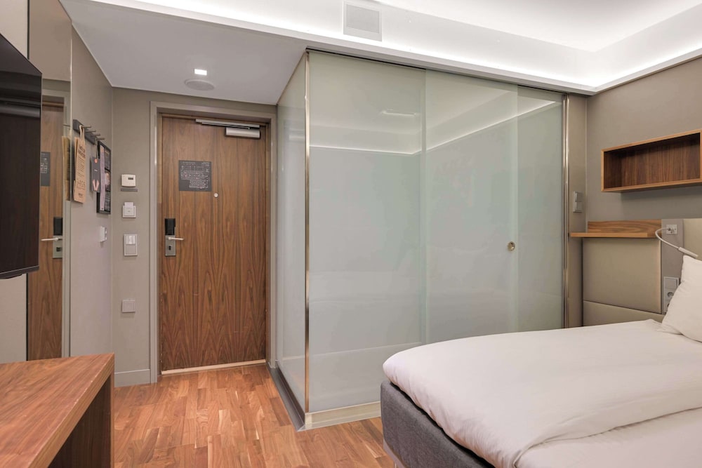 Double Room (Compact) - Photo 6