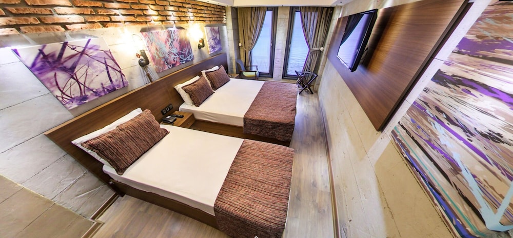 Family Triple Room photo 3