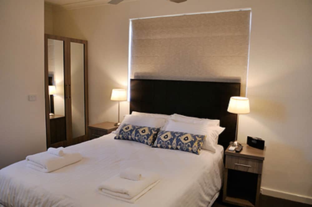Queen Ensuite Room photo 2