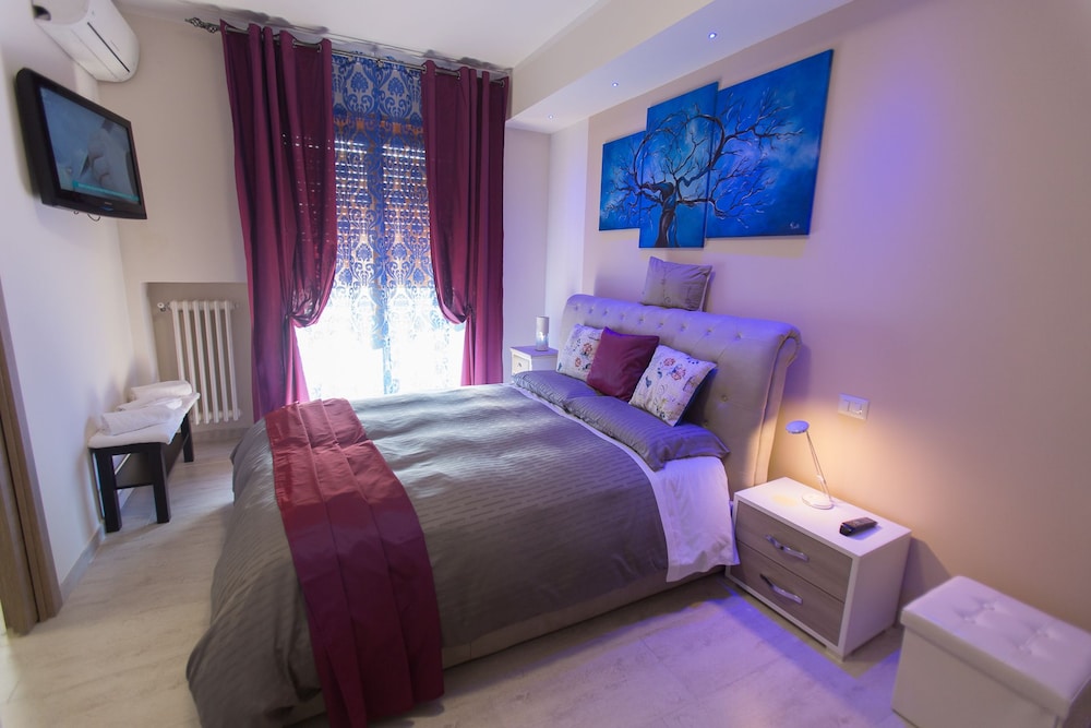 Basic Double Room photo 2