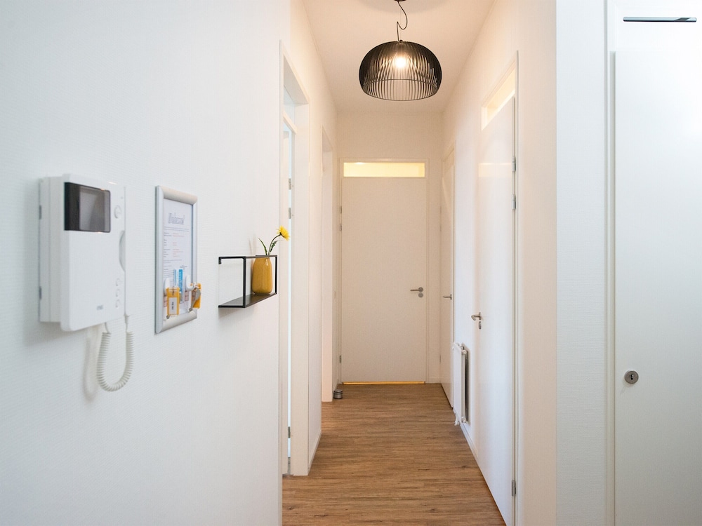 Apartment photo 2