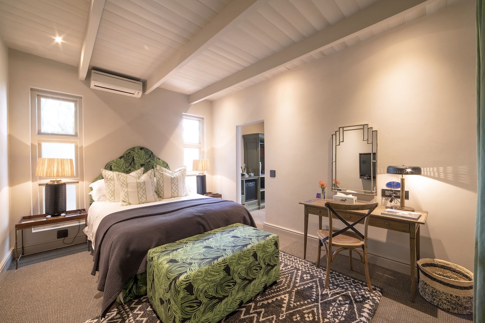 Standard Double or Twin Room, 1 King Bed photo 2