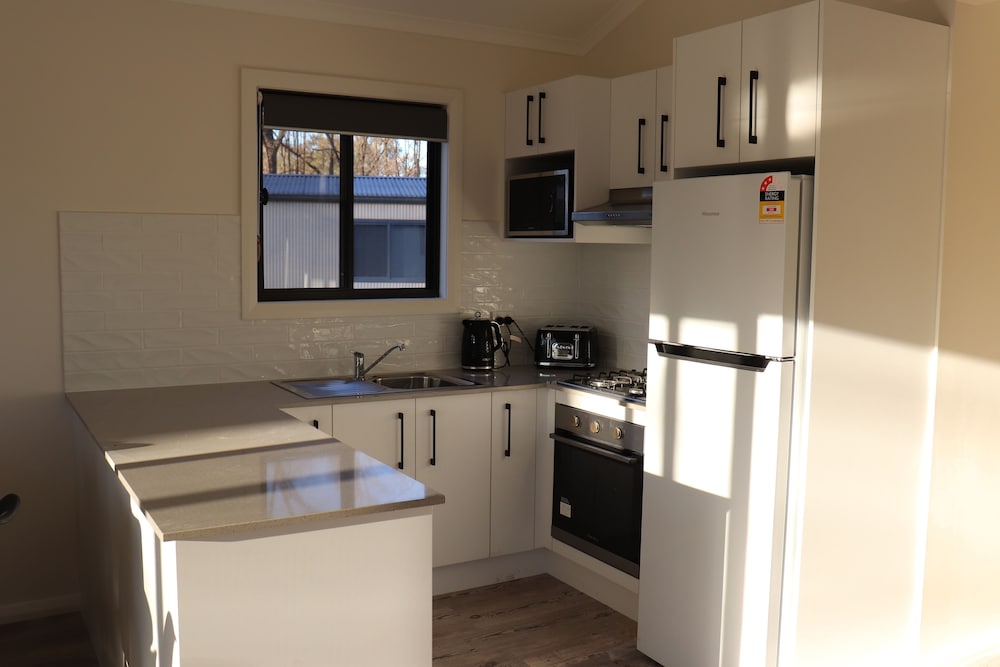Luxury Cabin, 3 Bedrooms, 2 Bathrooms, River View photo 2