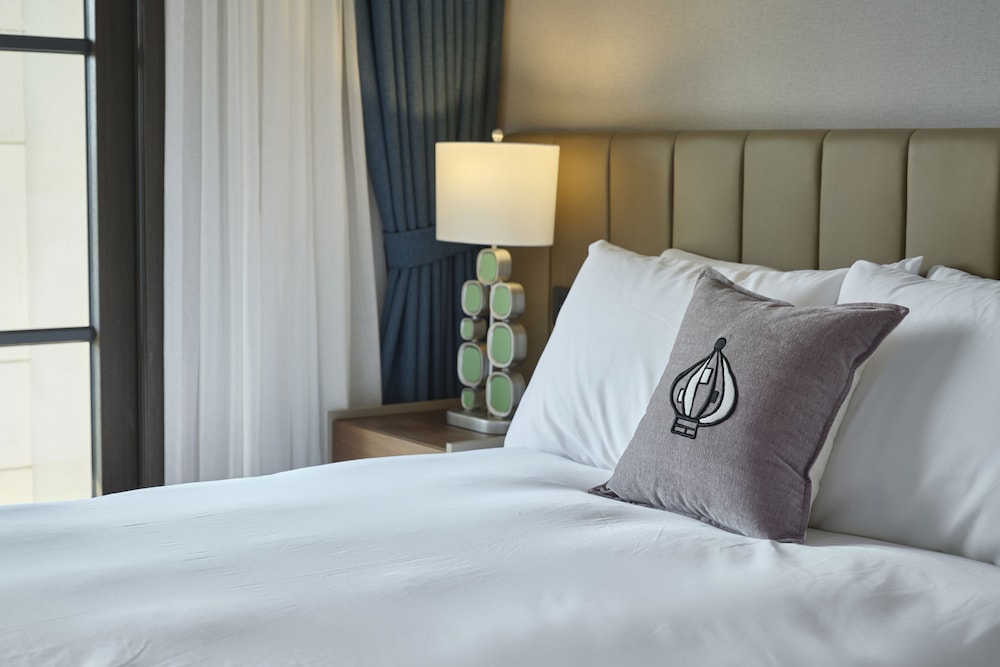 [Breakfast PKG] Deluxe Suite + Breakfast for 2 + 2 Park Ticket (During One Stay) - Photo 6