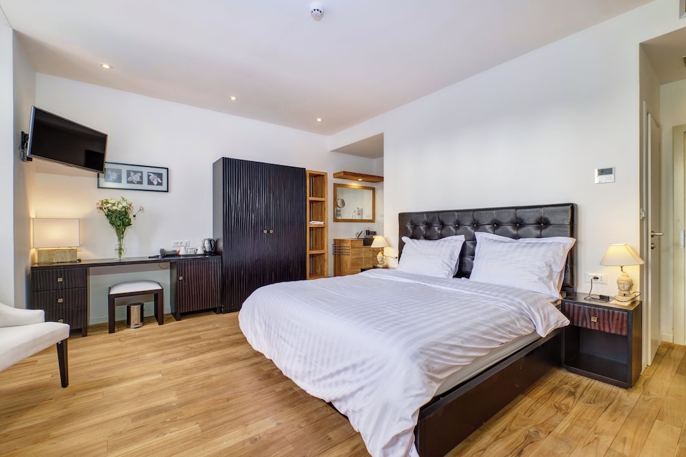 Classic Double Room