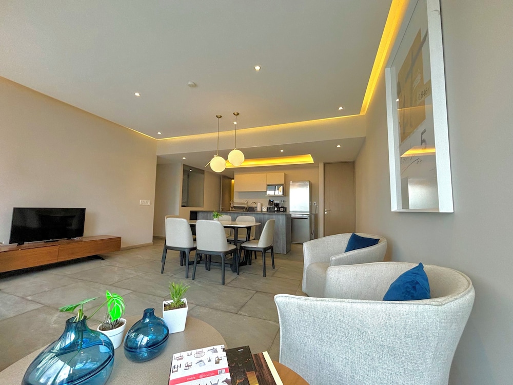 Standard Apartment, 3 Bedrooms photo 2