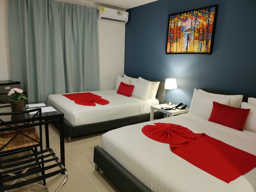 Deluxe Double Room, 2 Double Beds photo 1