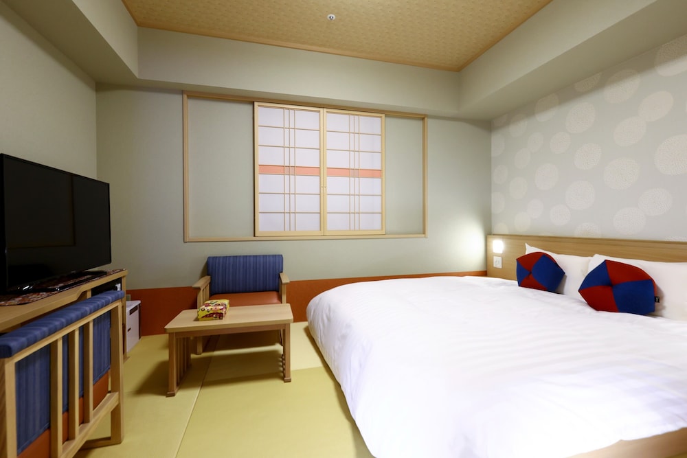 Moderate King Room(No Special View), Non Smoking - Photo 2
