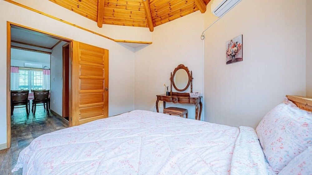 Room (Hibiscus) photo 2