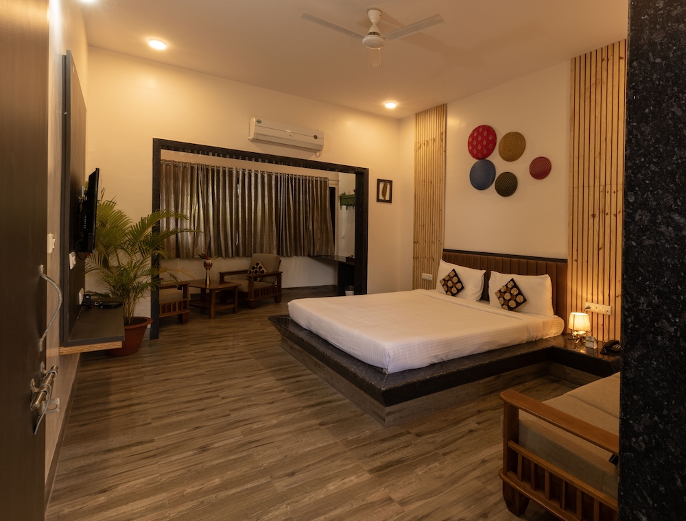 Grand Room photo 1