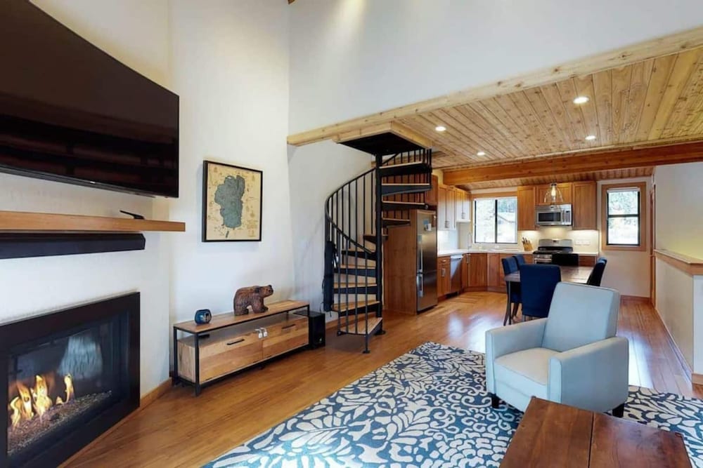 House (2 Bedrooms)