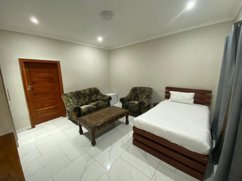 Family Suite photo 2