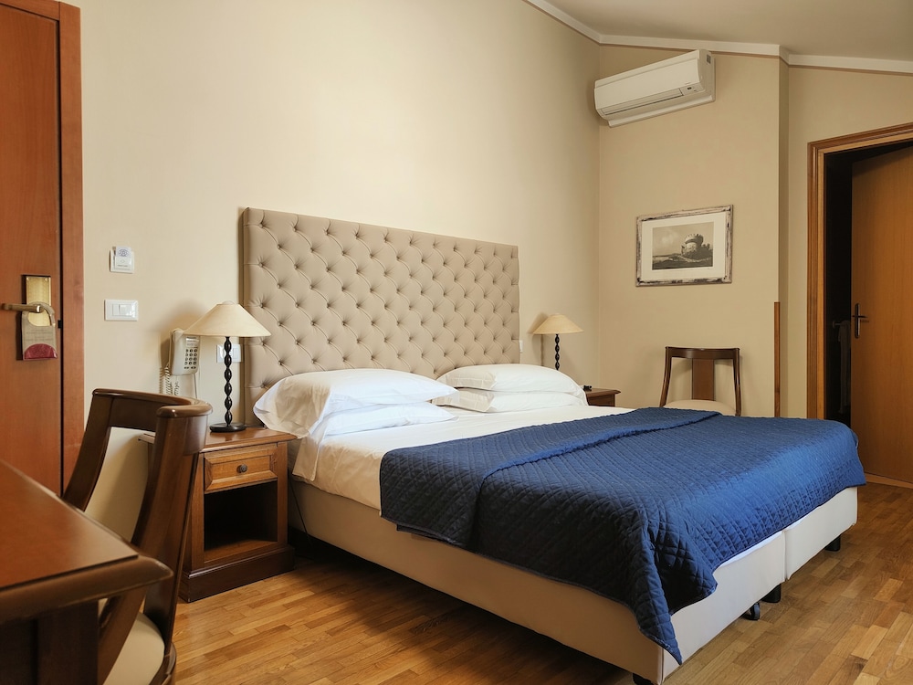Economy Double or Twin Room