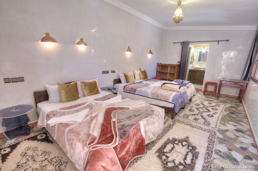 Quadruple Room, Multiple Beds - Photo 2