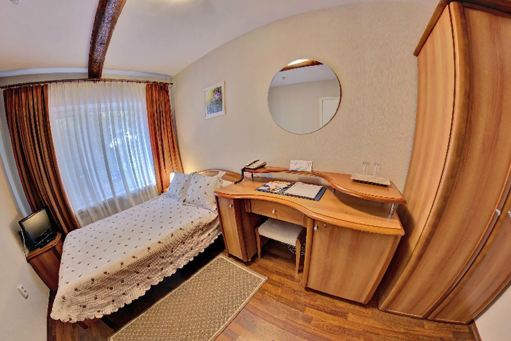 Standard Single Room (Ikar)