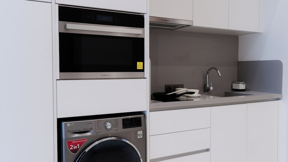 1 Bedroom Executive - Photo 2