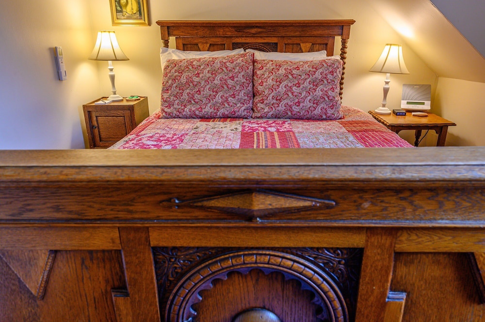 Economy double room, mountain view