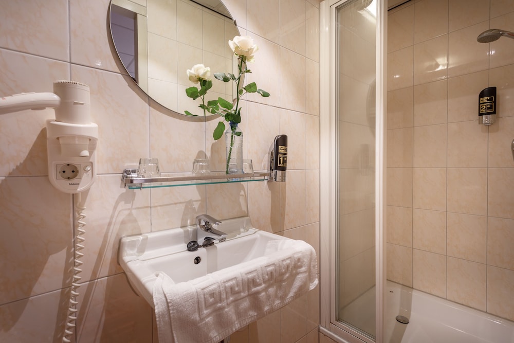 Basic Single Room, 1 Twin Bed