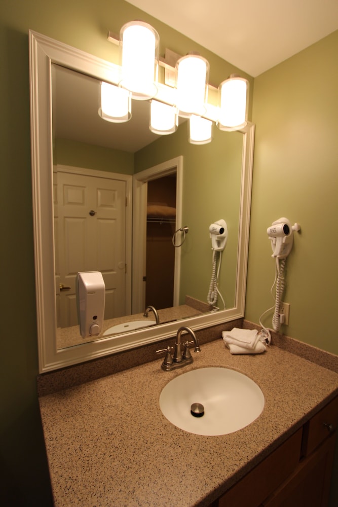 Standard Suite, 2 Bedrooms - Photo 4