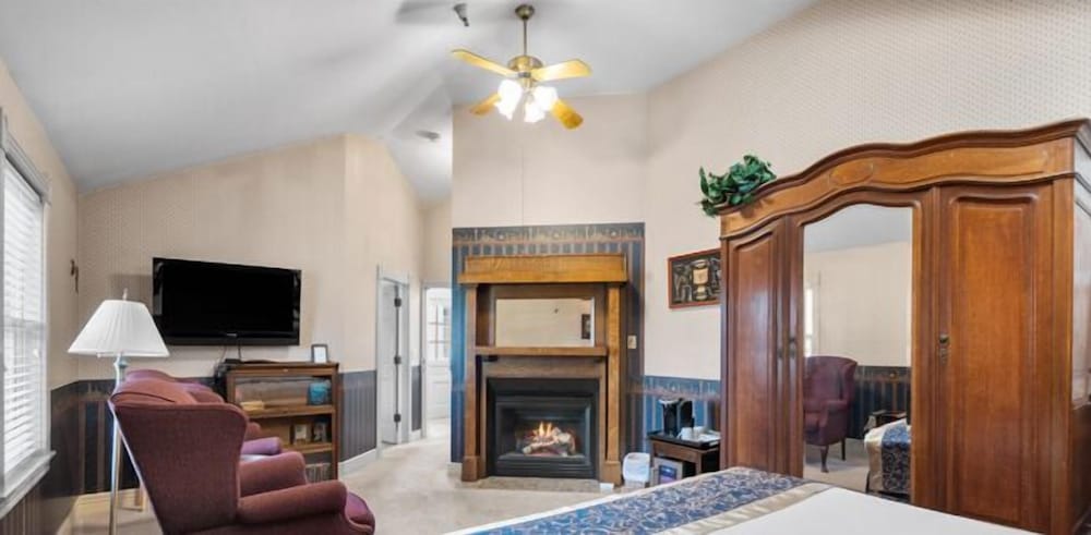 Bridle Suite photo 1