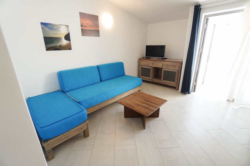 Comfort Suite, 2 Bedrooms - Photo 4