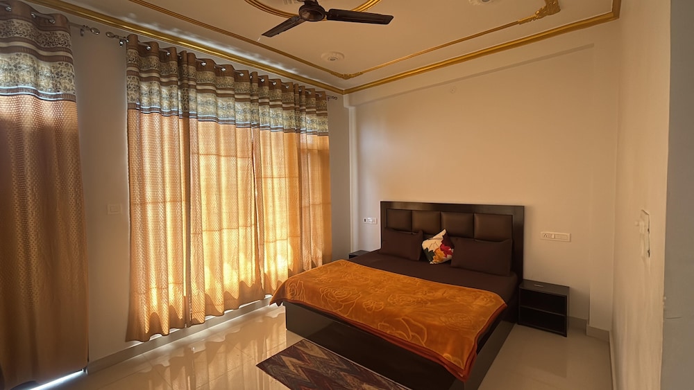Deluxe Double Room, Balcony, Mountain View