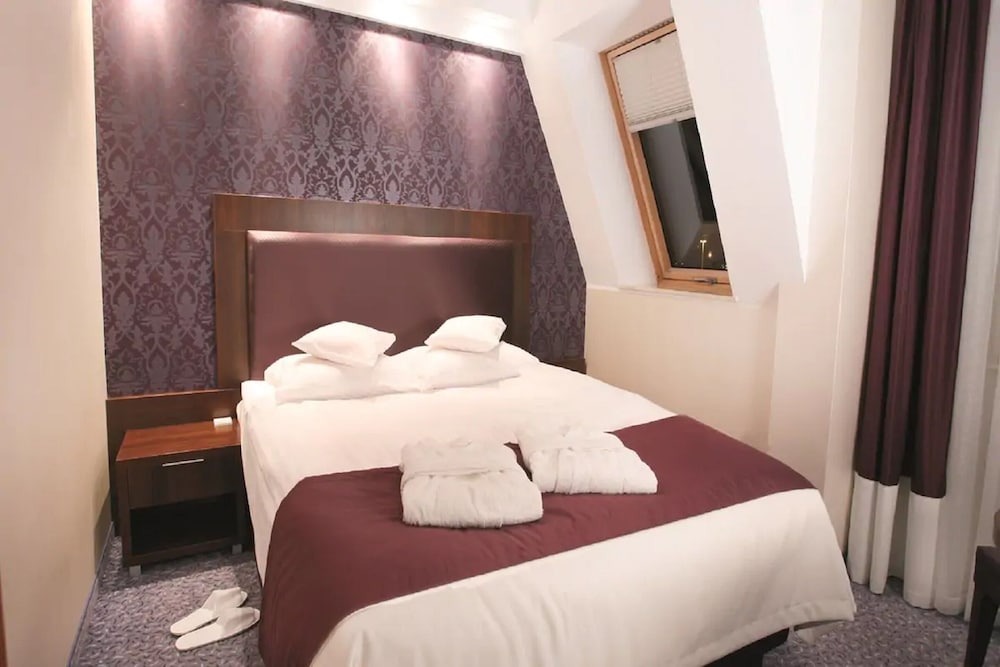 Standard Double Room photo 2