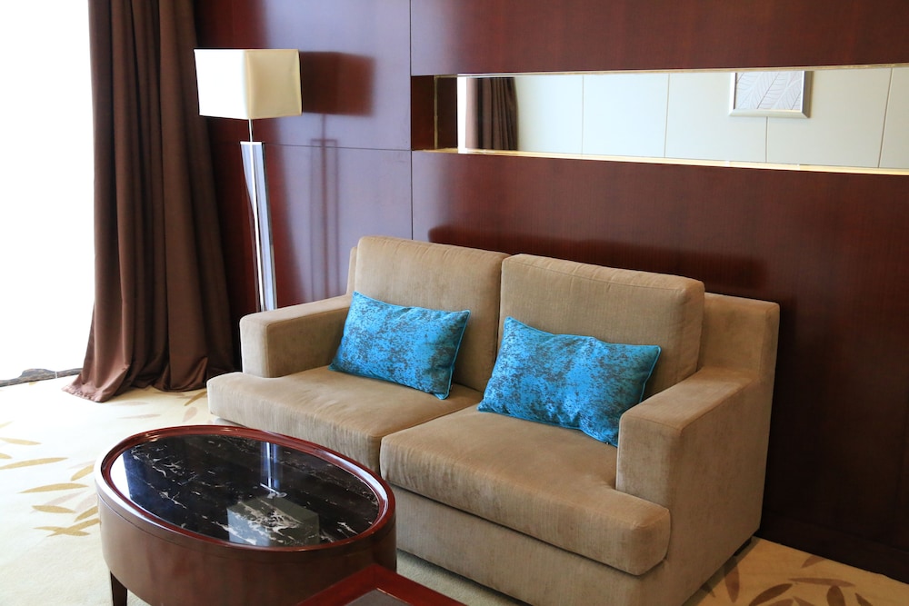 Traditional Room, 2 Double Beds, Mountain View