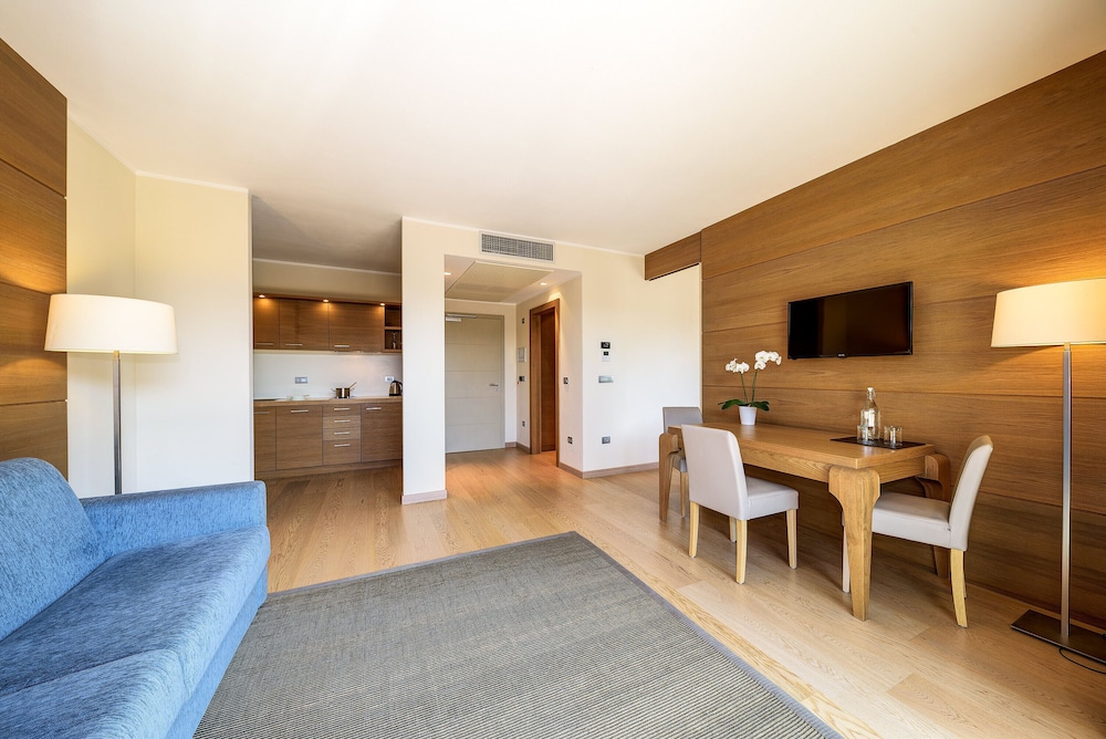 Garden Superior Suite (SUD) photo 1