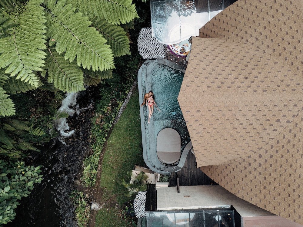 Grand Riverside Private Pool Villa photo 1