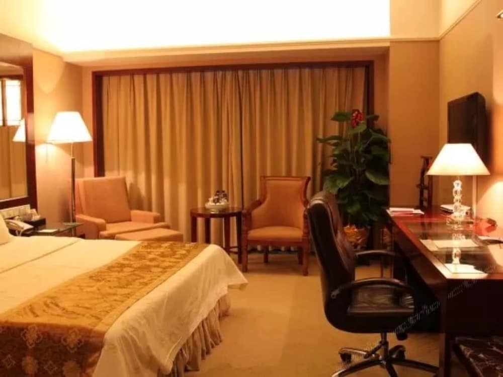 Standard Double Room  (Mainland Chinese Citizen Only) photo 3