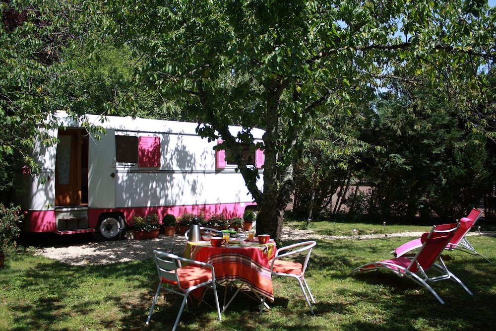 Mobile Home photo 2