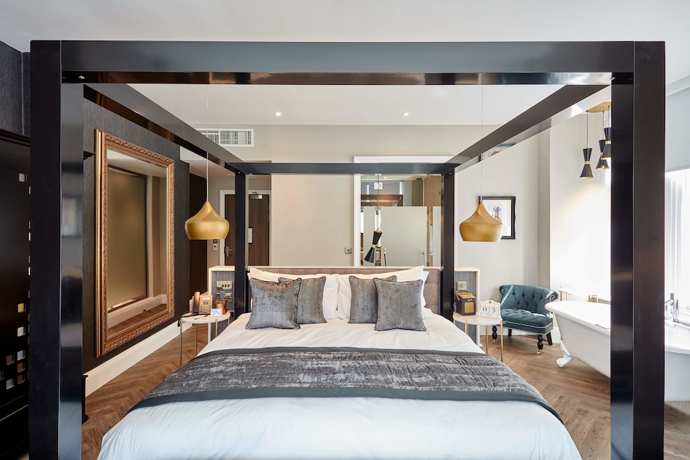 Kendal Suite photo 1
