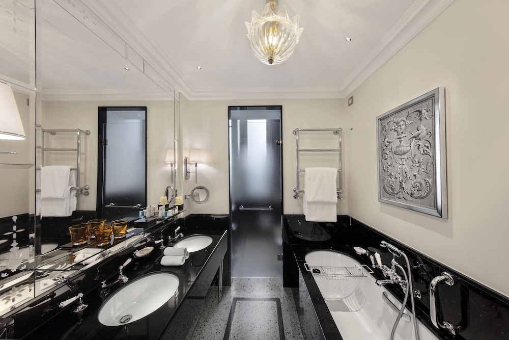 Deluxe Room, 2 Twin Beds