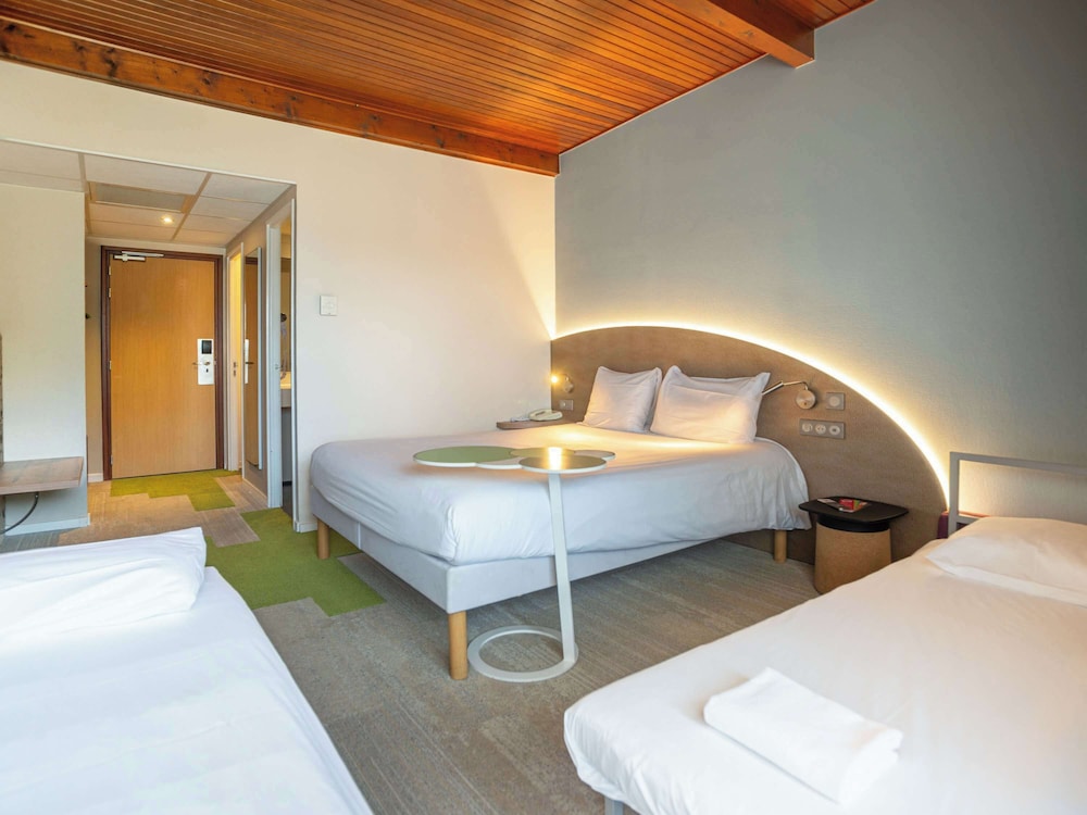 Standard Room, 2 Twin Beds photo 3