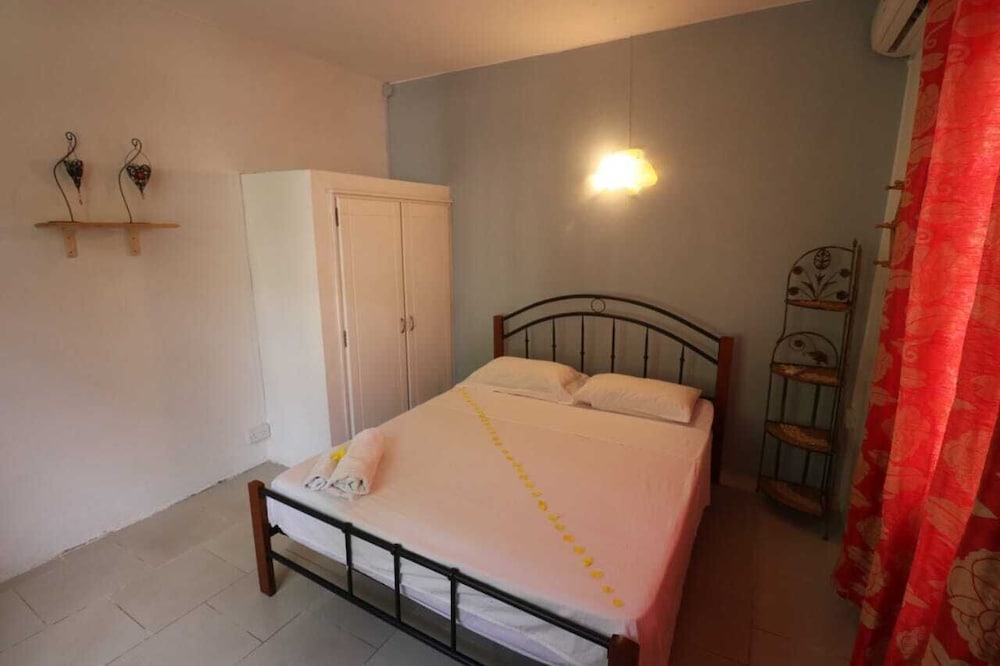 Family House, 3 Bedrooms (1)