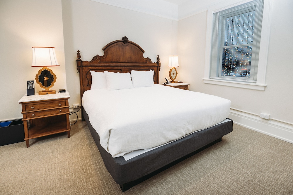 Ambassador Suite