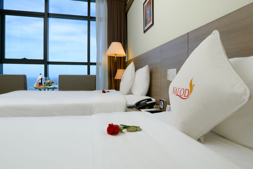 Superior Twin Room, Ocean View photo 1