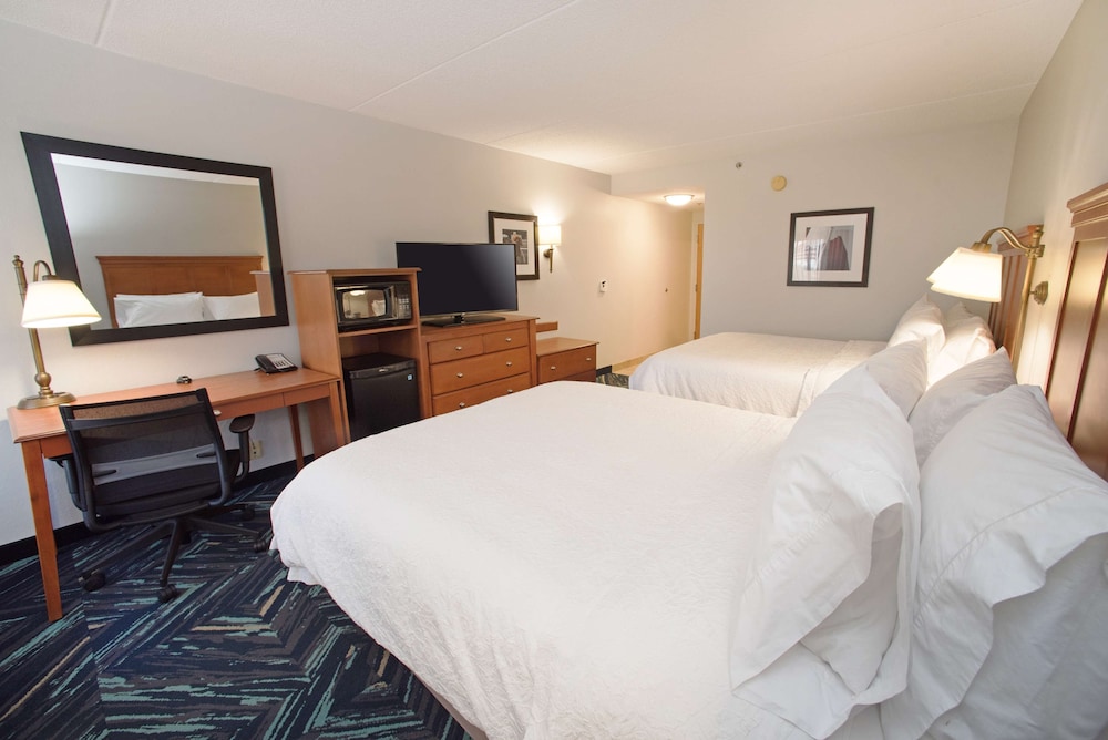 Room, 2 Queen Beds, Accessible, Non Smoking