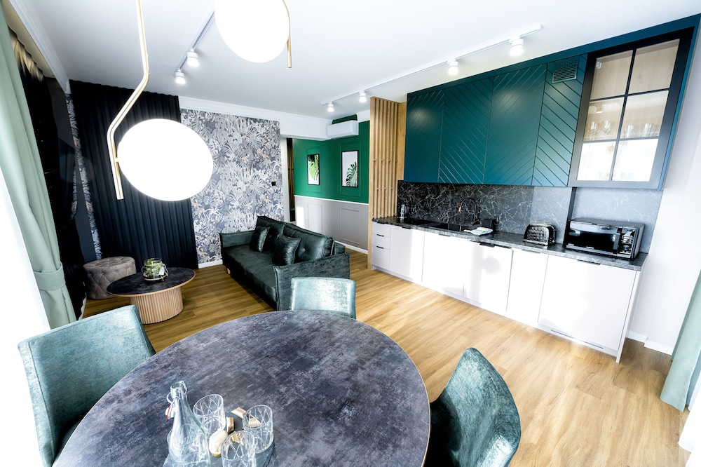 Family Apartment, 2 Bedrooms, 2 Bathrooms