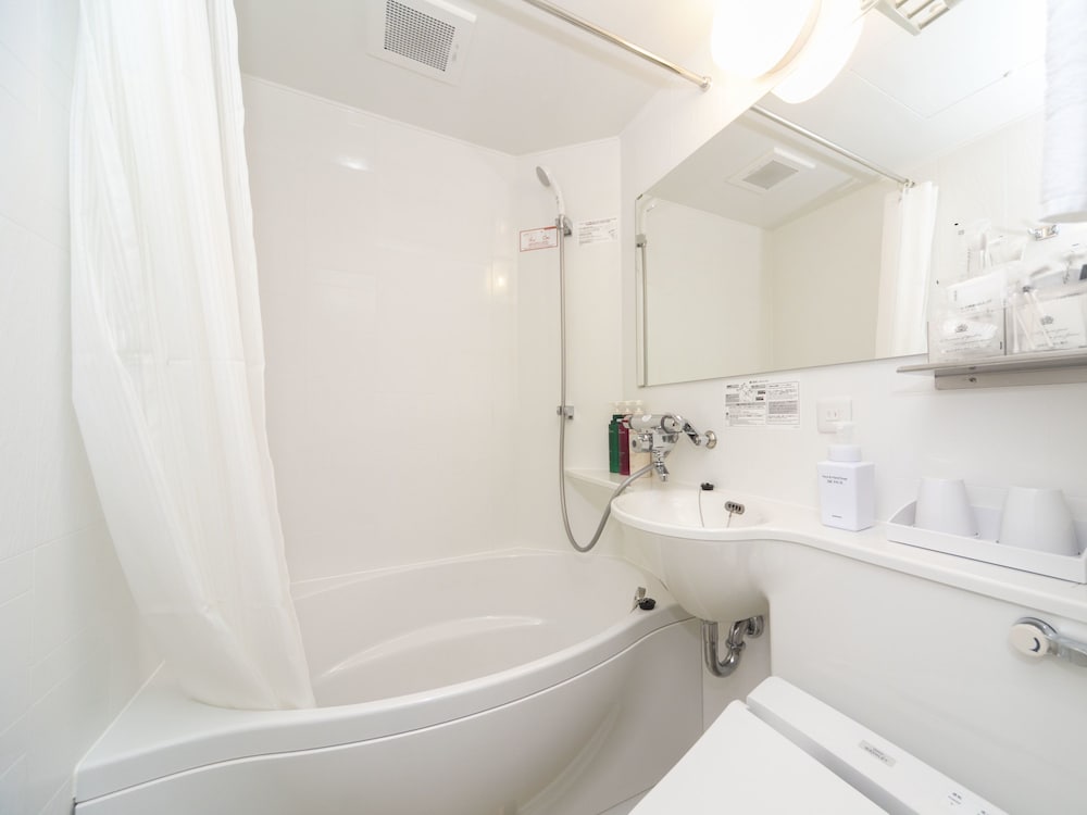 Economy Double Room, Non Smoking - Photo 9